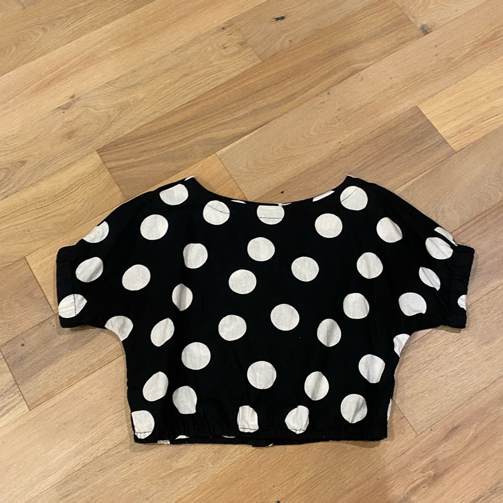 Black and White polka dot cropped top